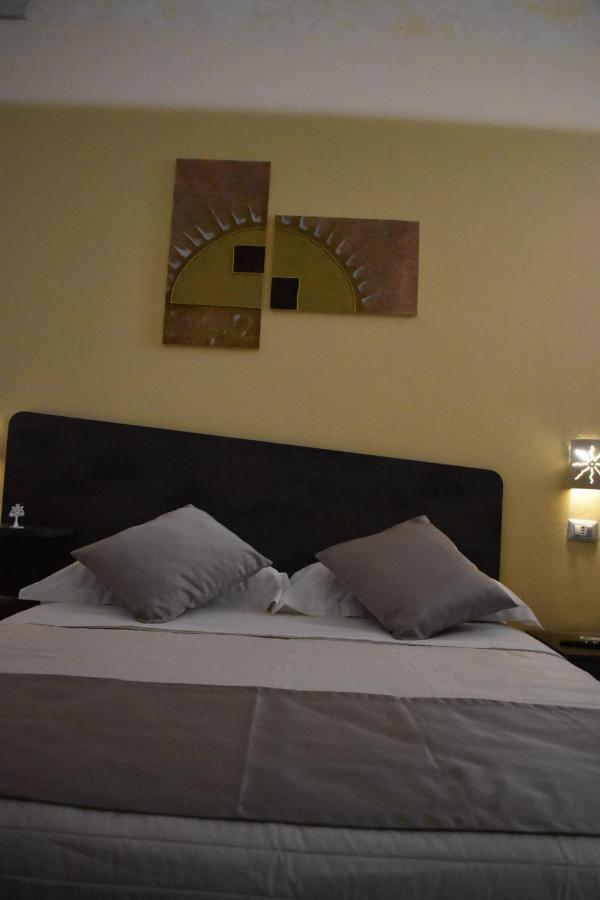 Samele Bed And Breakfast Lecce Eksteriør bilde
