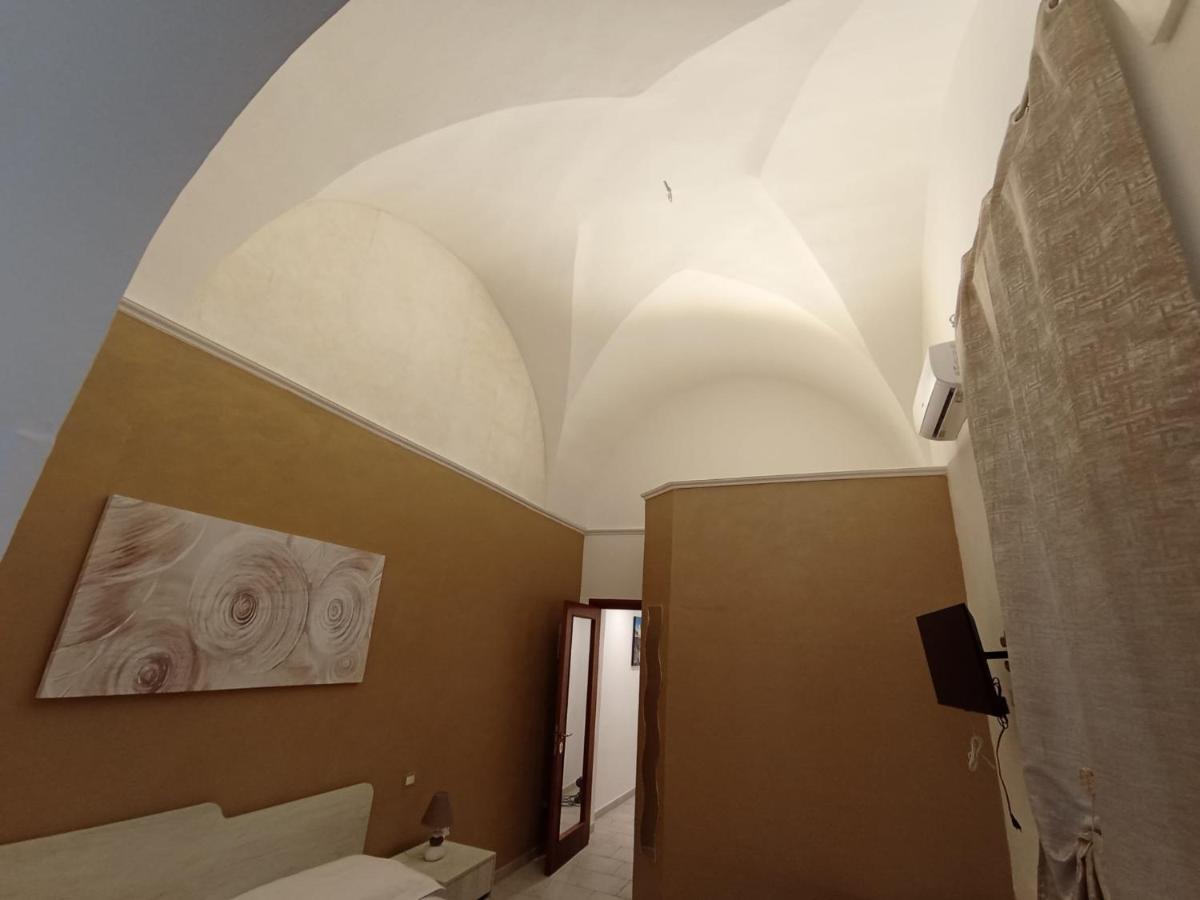 Samele Bed And Breakfast Lecce Eksteriør bilde