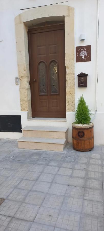 Samele Bed And Breakfast Lecce Eksteriør bilde
